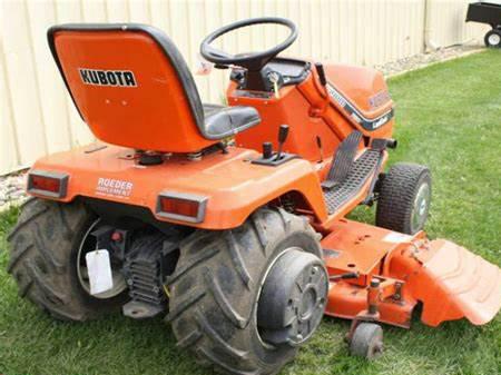 Kubota lawn tractors G2000