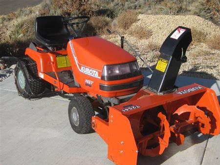 Kubota lawn tractors T1700