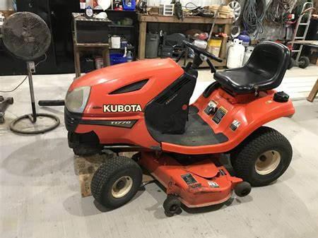 Kubota lawn tractors T1770