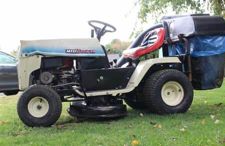 MTD lawn tractors 050