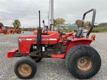 Massey Ferguson 1045