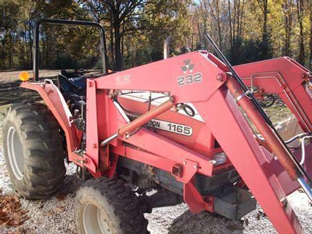 Massey Ferguson 1165