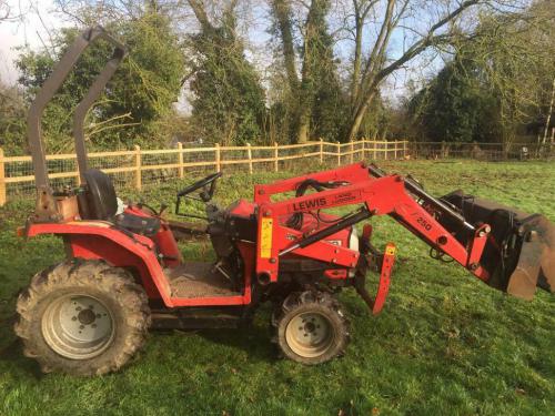 Massey Ferguson 1220