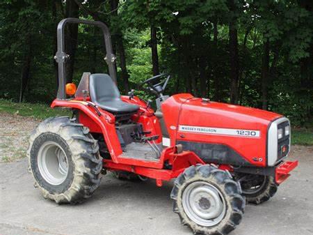 Massey Ferguson 1230