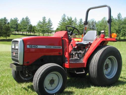 Massey Ferguson 1240