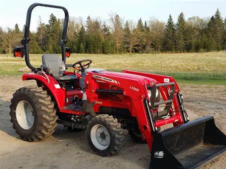 Massey Ferguson 1529