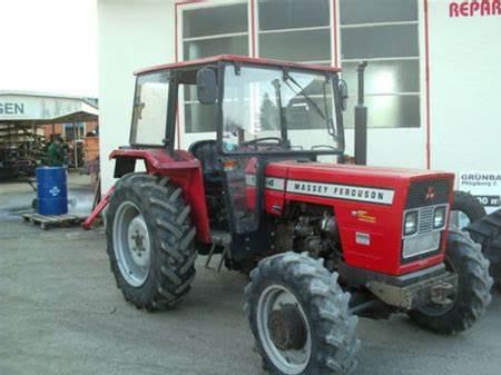 Massey Ferguson 154