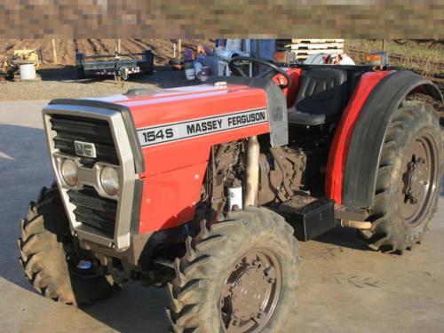 Massey Ferguson 154S