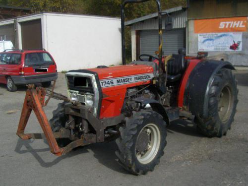 Massey Ferguson 174