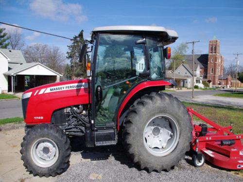 Massey Ferguson 1749