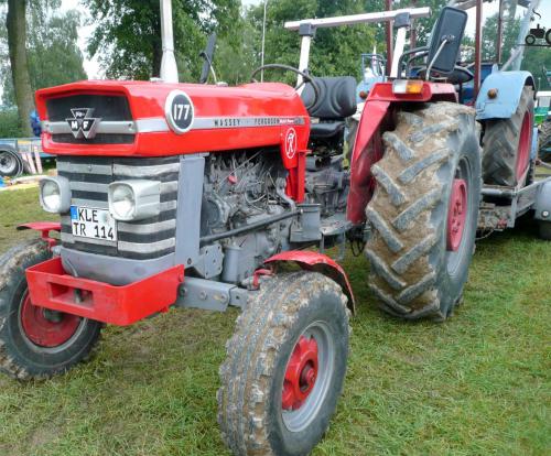 Massey Ferguson 177