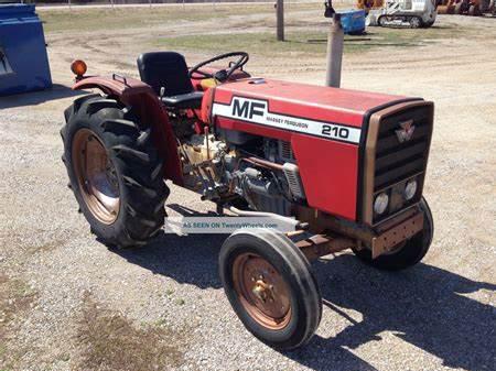 Massey Ferguson 210