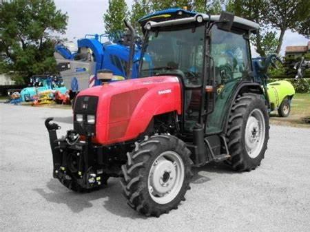 Massey Ferguson 2440