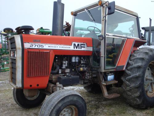 Massey Ferguson 2705