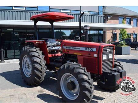 Massey Ferguson 390T