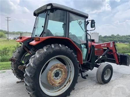 Massey Ferguson 4233