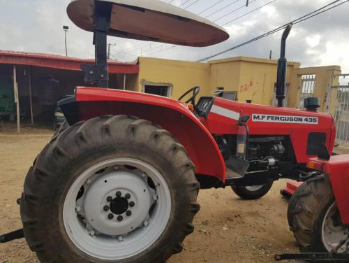 Massey Ferguson 435