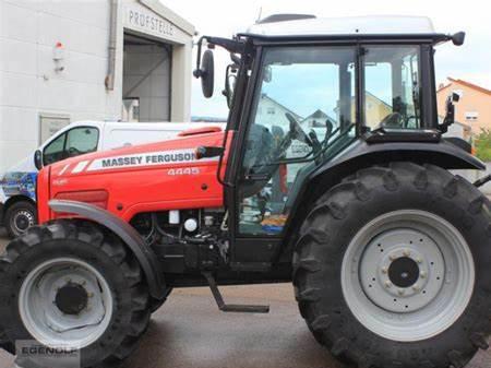 Massey Ferguson 4445