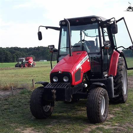 Massey Ferguson 5425