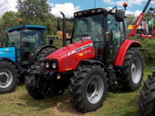 Massey Ferguson 5435