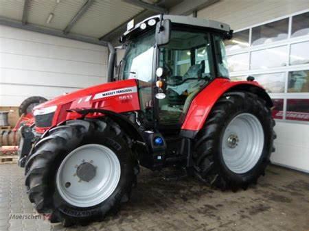 Massey Ferguson 5611