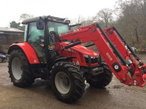 Massey Ferguson 5612