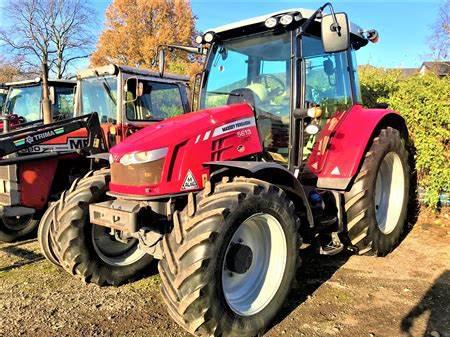 Massey Ferguson 5613