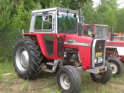 Massey Ferguson 575