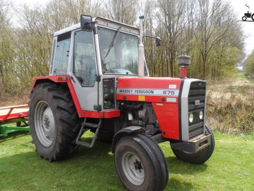 Massey Ferguson 675