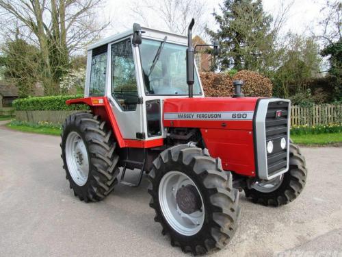 Massey Ferguson 690