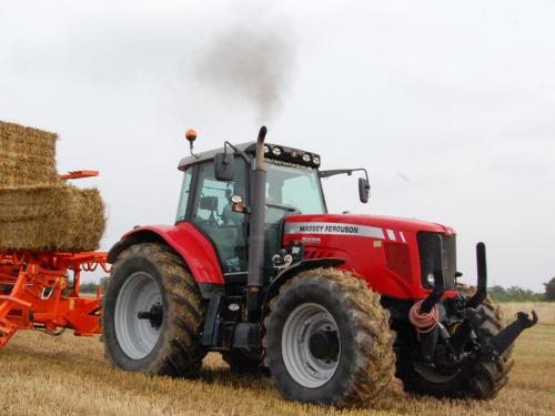 Massey Ferguson 7495