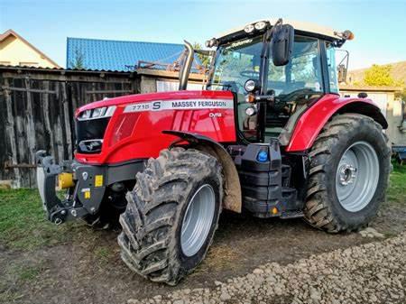 Massey Ferguson 7715S