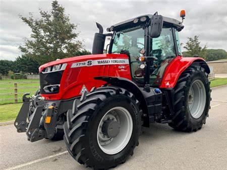 Massey Ferguson 7718S