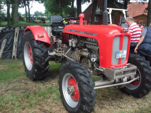 Massey Ferguson DT7000