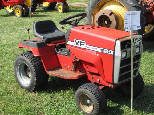 Massey Ferguson lawn tractors 1200