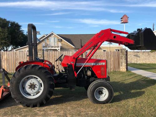 Massey Ferguson lawn tractors 2512G