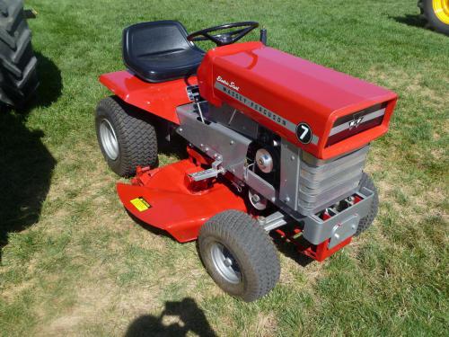 Massey Ferguson lawn tractors 4417