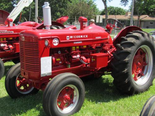 McCormick-Deering Super WD-9