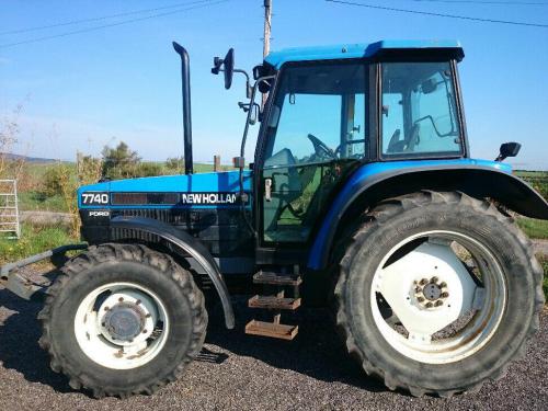 New Holland 7740