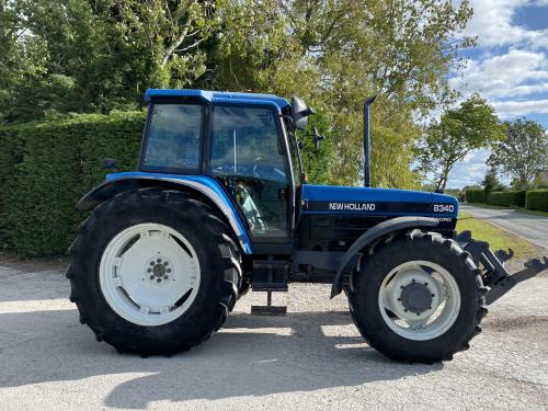 New Holland 8340