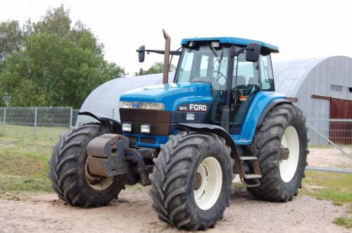 New Holland 8870