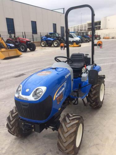 New Holland Boomer 20