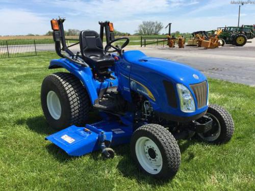 New Holland T2220