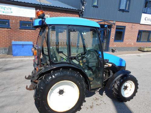 New Holland T3020