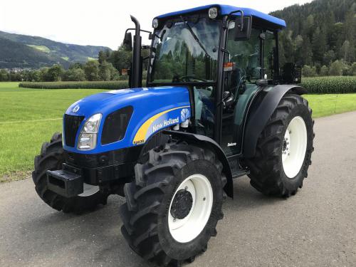 New Holland T4030