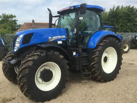 New Holland T7.235