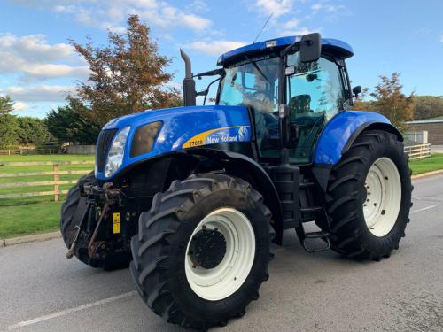 New Holland T7050