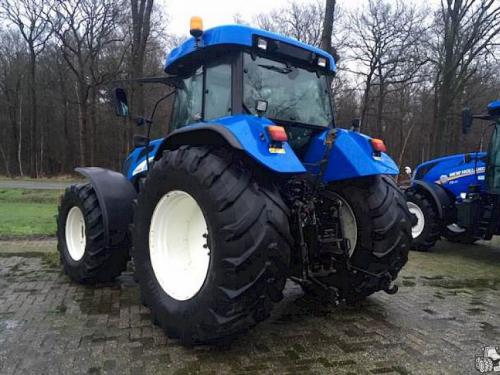 New Holland T7530