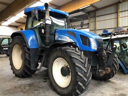 New Holland T7550