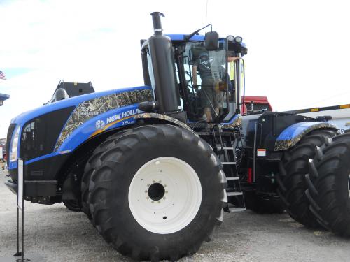 New Holland T9.615